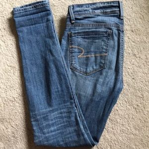 American Eagle Outfitters Super Skinny Jeans